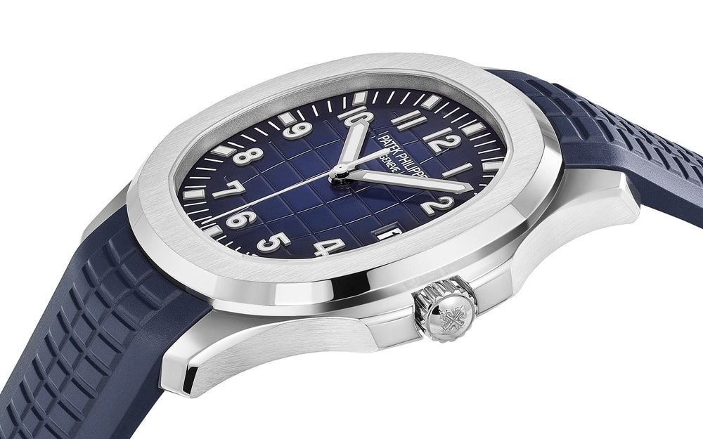 Aquanaut Date, Sweep Seconds Watch, 18k White Gold 42,2 mm - image 5