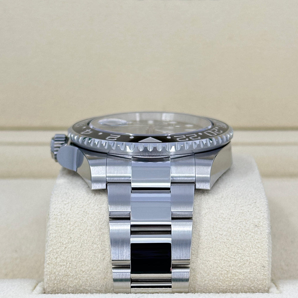 Unworn GMT-Master II, Bruce Wayne, Black, Oyster - image 7