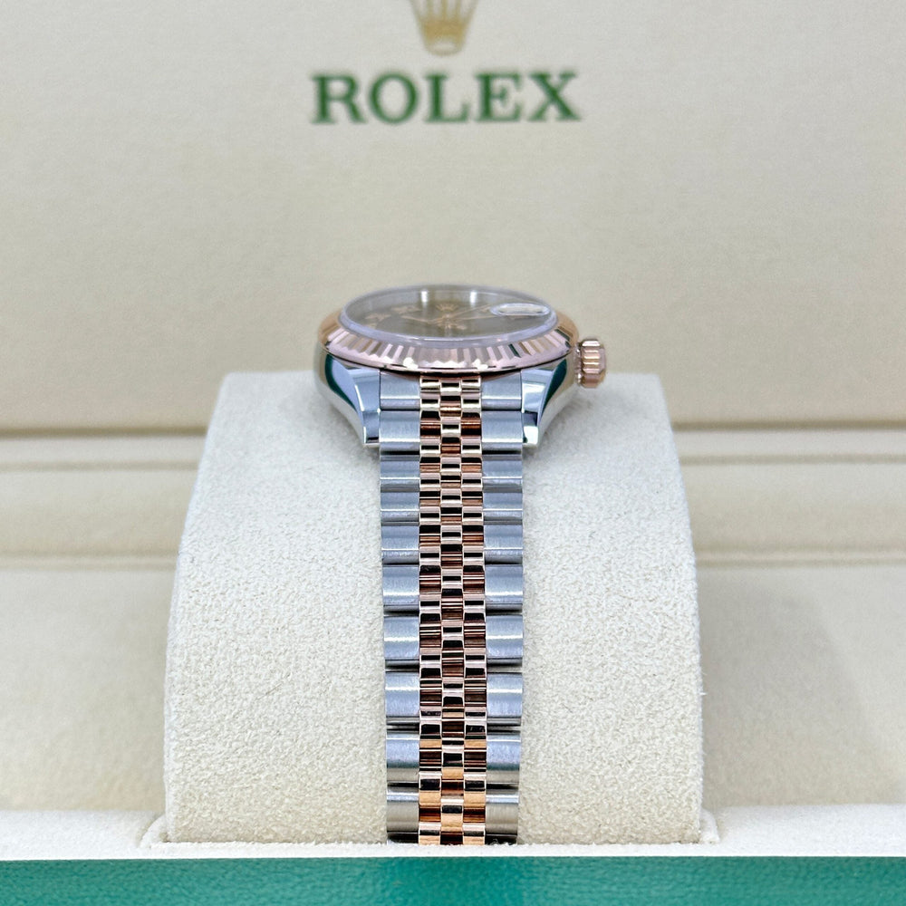 Lady-Datejust 28, Oystersteel and 18k Everose Gold - image 3