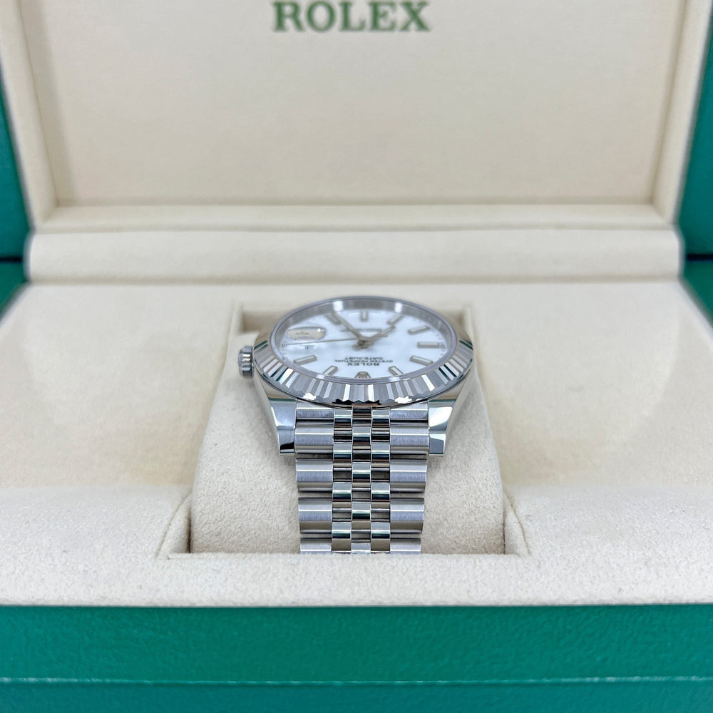 Datejust 41 Oystersteel and 18K White Gold 41 mm White Dial - image 5