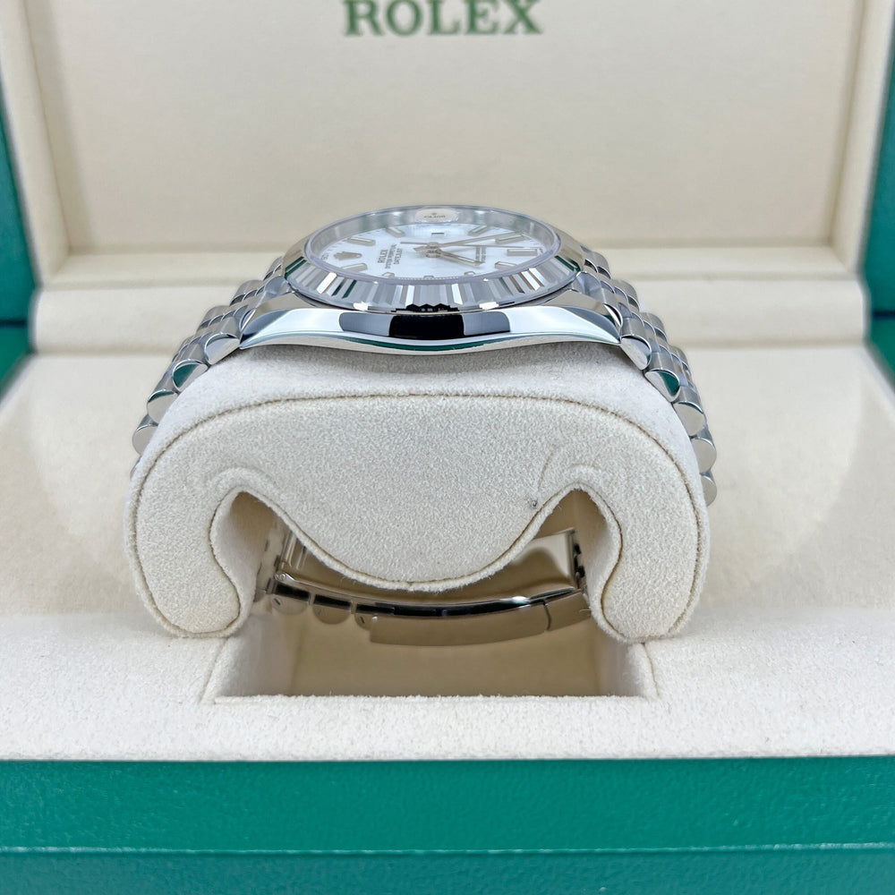 Datejust 41 Oystersteel and 18K White Gold 41 mm White Dial - image 6