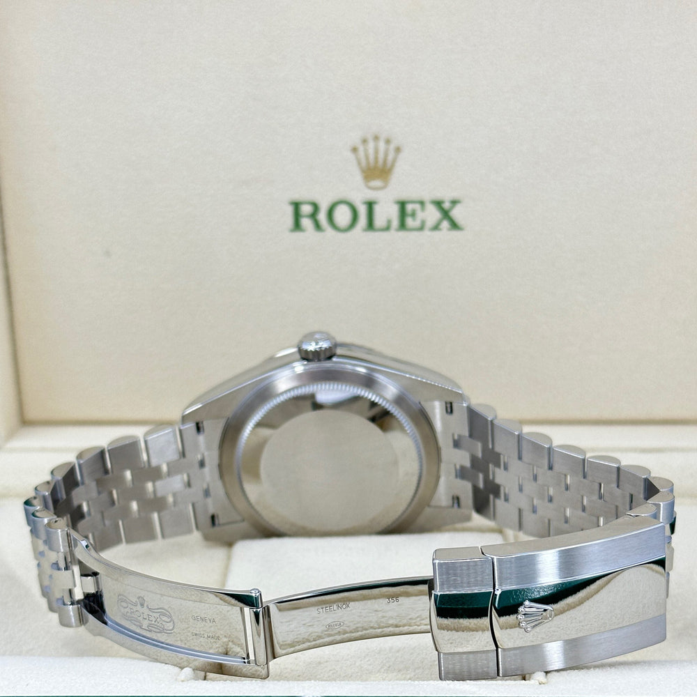 Sky-Dweller, 42mm, Oystersteel and 18k White Gold, Blue, Jubilee - image 9