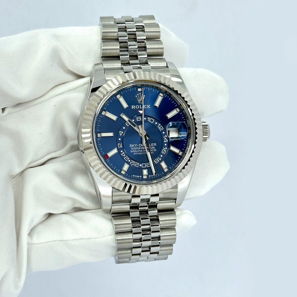 Sky-Dweller, 42mm, Oystersteel and 18k White Gold, Blue, Jubilee - image 12