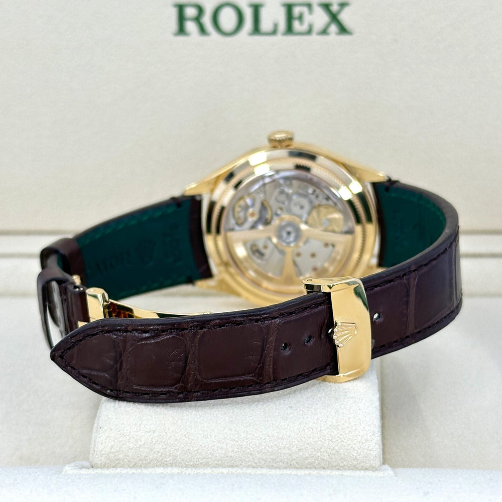 Perpetual 1908, 39mm, 18k Yellow Gold - image 8