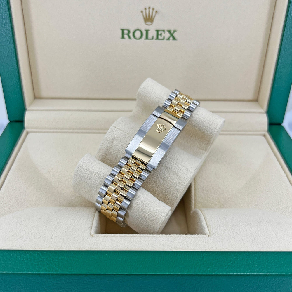 Datejust 41, 18k Yellow Gold and Stainless Steel, 41mm - image 18