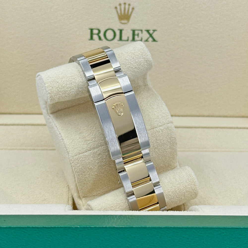 Datejust 41 Oystersteel and yellow gold - image 13