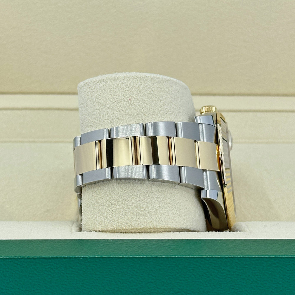 Datejust 41 Oystersteel and yellow gold - image 12