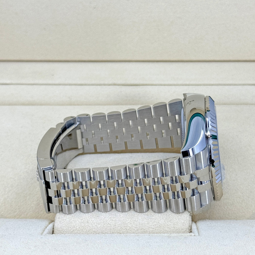 Sky-Dweller, 42mm, Oystersteel and 18k White Gold, White, Jubilee - image 10