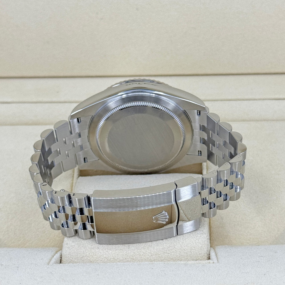Sky-Dweller, 42mm, Oystersteel and 18k White Gold, White, Jubilee - image 12