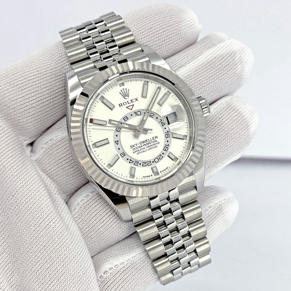 Sky-Dweller, 42mm, Oystersteel and 18k White Gold, White, Jubilee - image 14