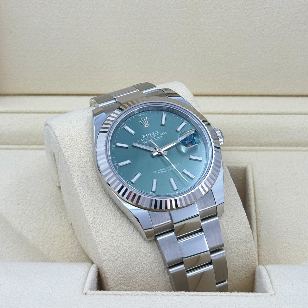 Datejust 41mm, Oystersteel and 18k White Gold - image 3