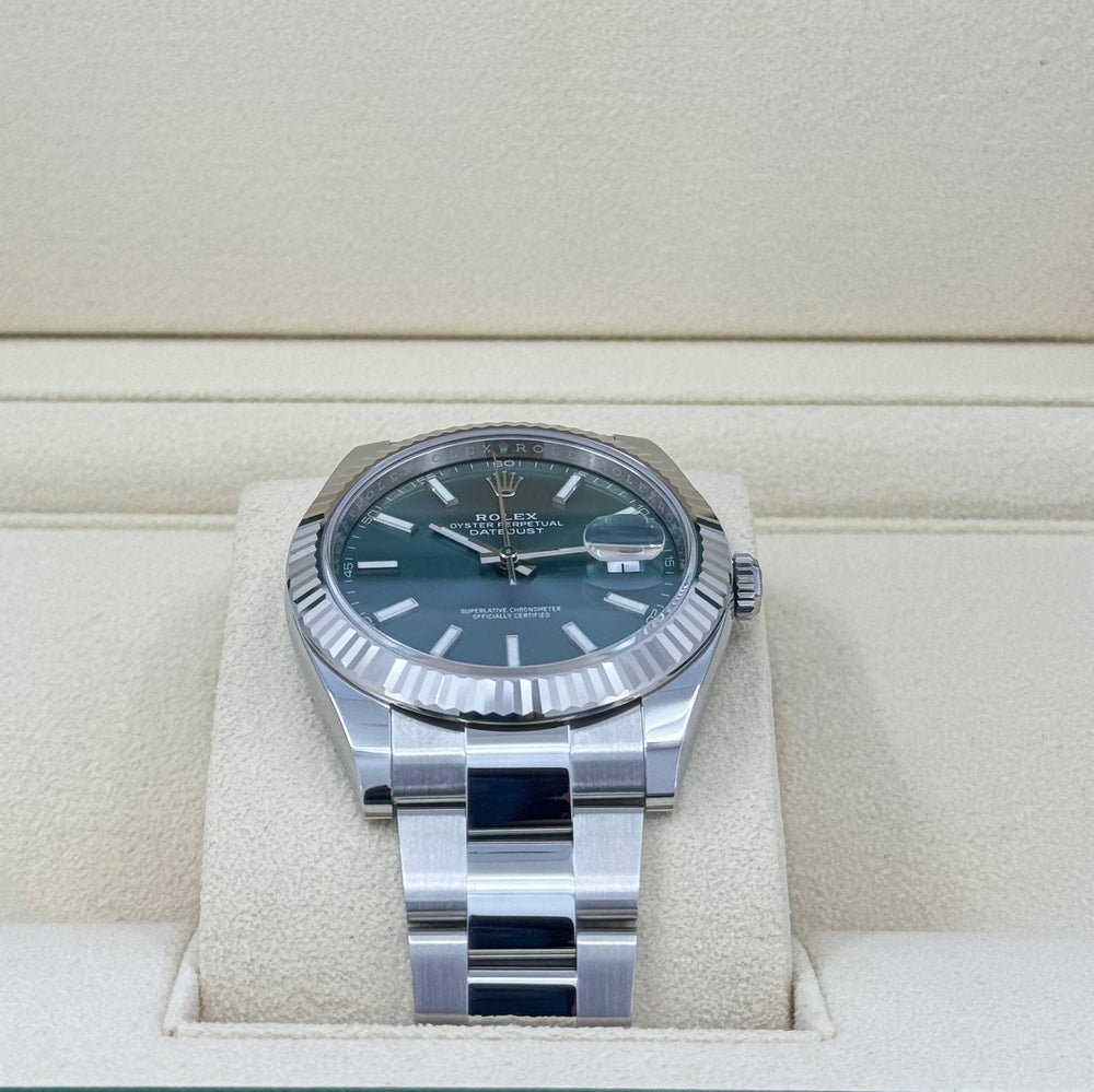 Datejust 41mm, Oystersteel and 18k White Gold - image 4