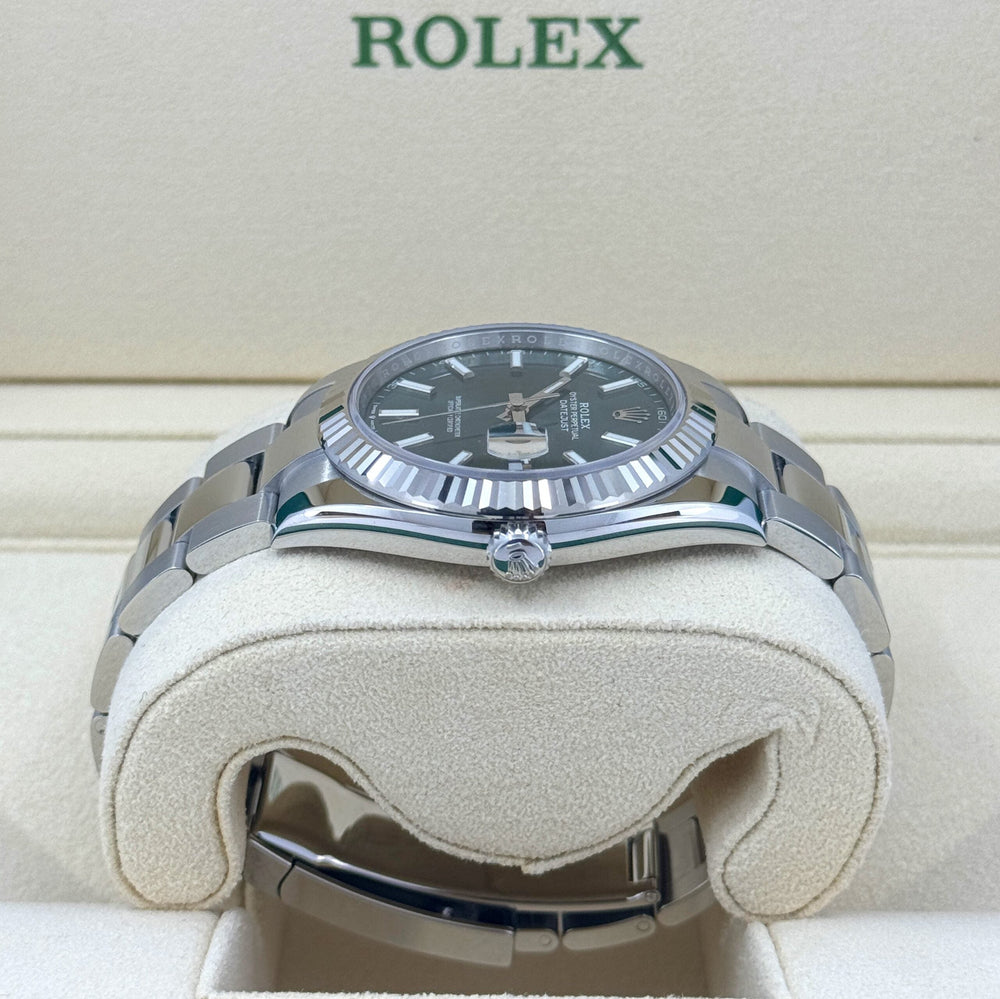 Datejust 41mm, Oystersteel and 18k White Gold - image 6