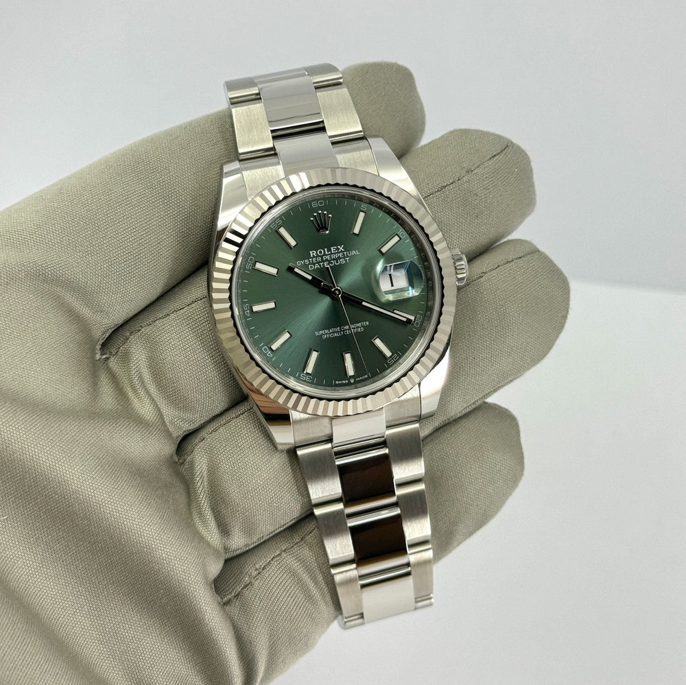 Datejust 41mm, Oystersteel and 18k White Gold - image 14