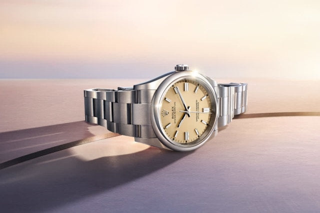 Unworn 2025, Oyster Perpetual, Oystersteel 36mm, Beige dial, Domed Oyster - image 5