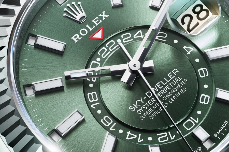 Sky-Dweller, 42mm, Oystersteel and 18k White Gold, Green, Oyster - image 3