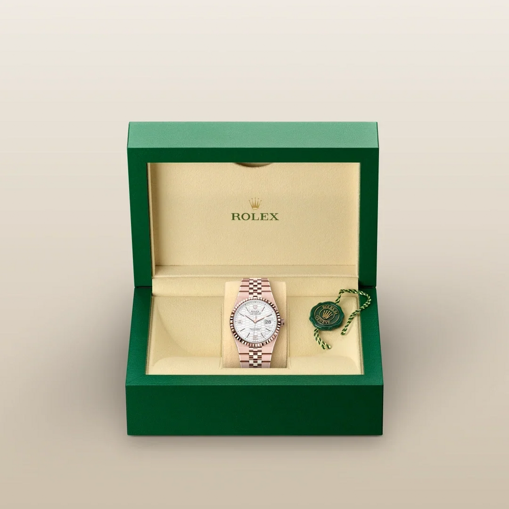 Land-Dweller 36mm Oyster Everose Gold M127235-0001 - image 6