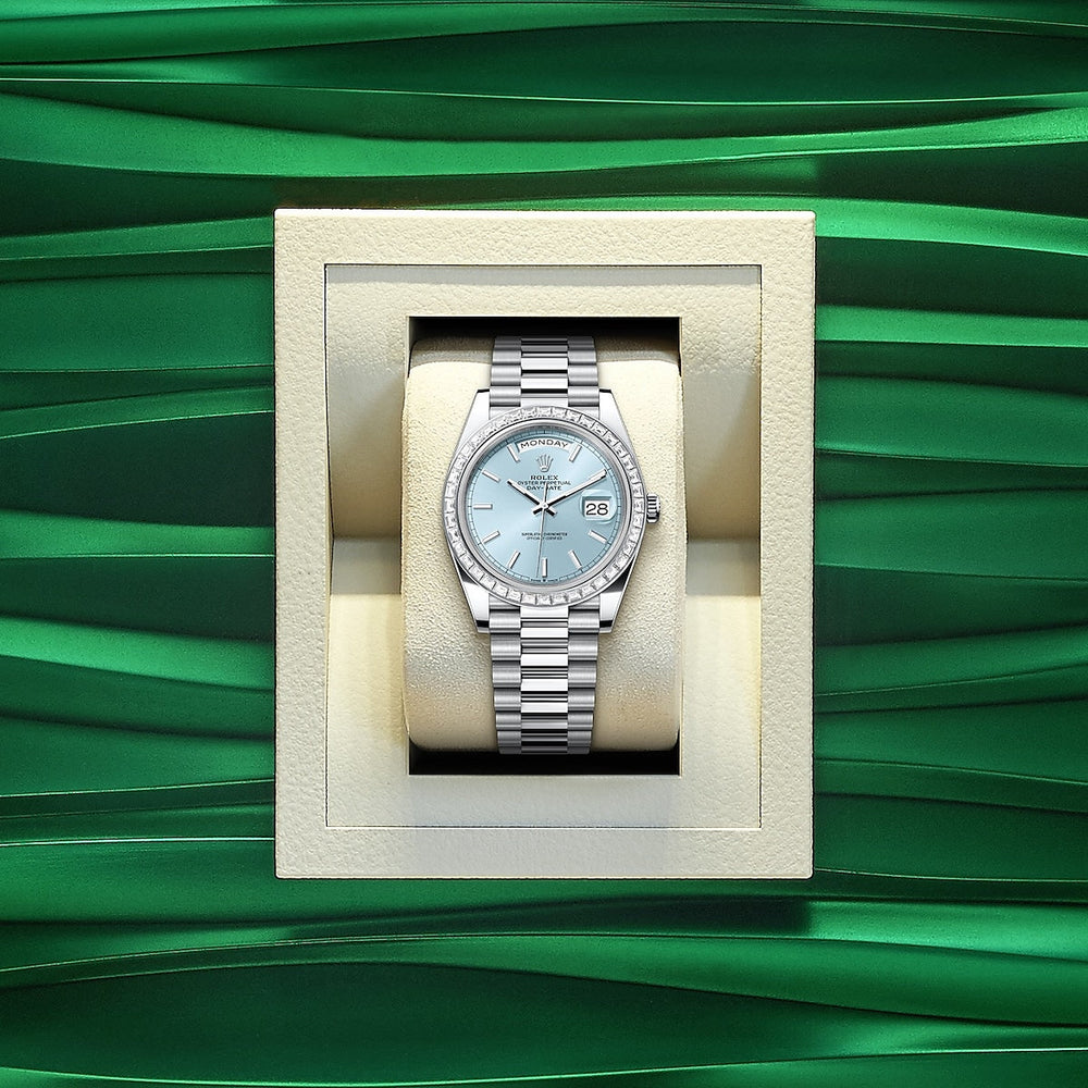 Day-Date 40, Platinum with Diamond-set, 40mm - image 5