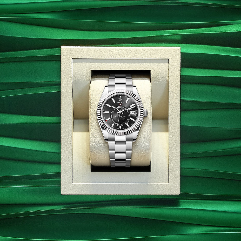 Sky-Dweller, 42mm, Oystersteel and 18k White Gold, Black, Oyster - image 5
