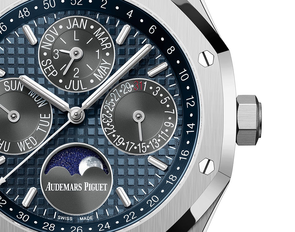 Royal Oak Perpetual Calendar - image 3