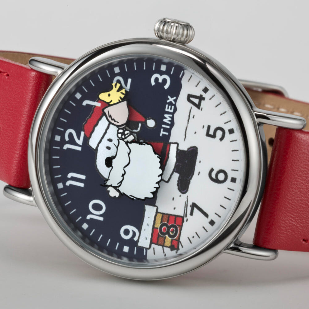Peanuts® x Timex Standard Snoopy Santa 40mm Leather Strap Watch
