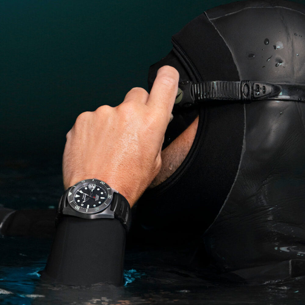 Deepwater Reef 200 Titanium Automatic 41mm Synthetic Rubber Strap Watch