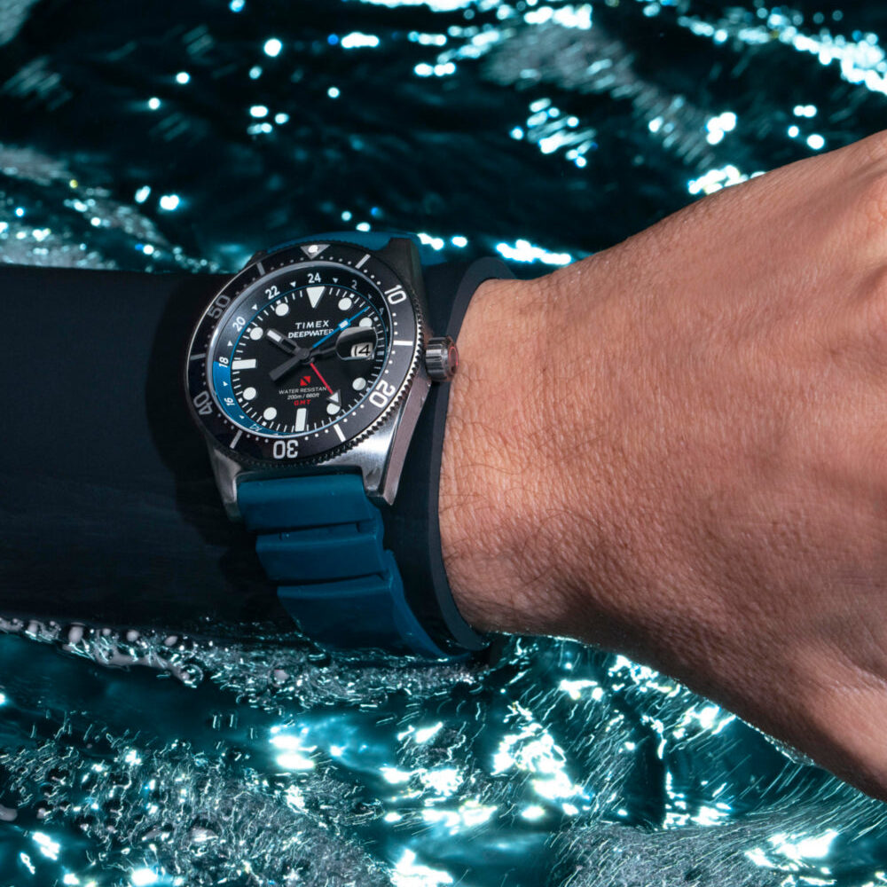 Deepwater Reef 200 GMT 41mm Synthetic Rubber Strap Watch