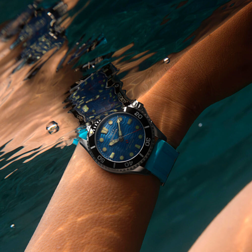 Deepwater Meridian 200 38mm HNBR Rubber Strap Watch