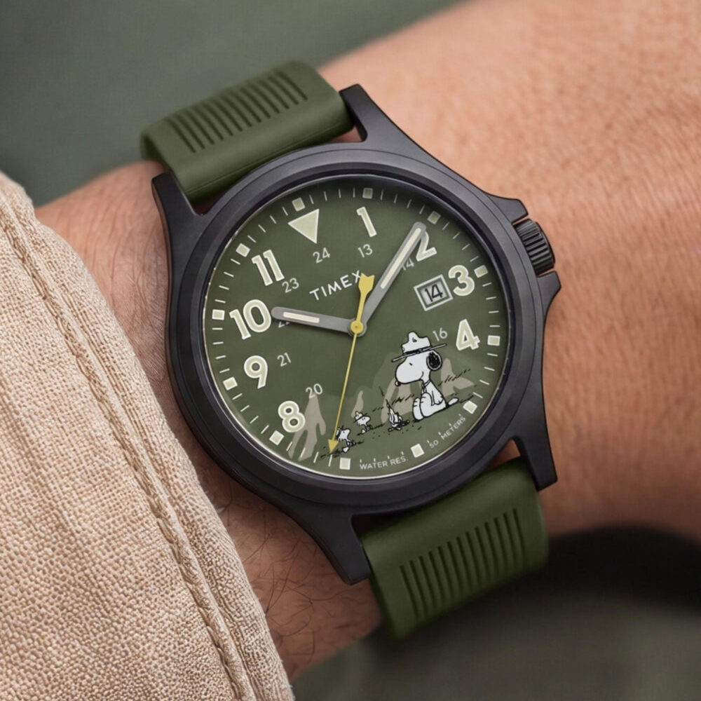 Peanuts® x Timex Expedition® Acadia 40mm Silicone Strap Watch