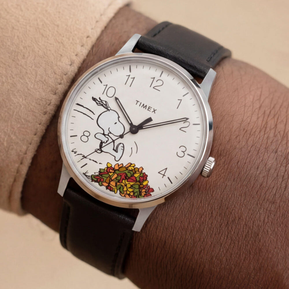 Peanuts® x Timex Waterbury Classic 40mm Leather Strap Watch
